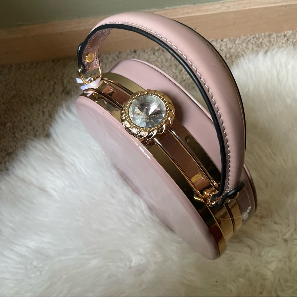 La Terre- Lavender patent leather pillbox purse clutch detachable strap - NWT